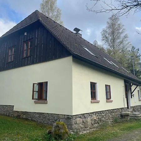 Hajovna U Jezerniho Potoka Villa Nova Pec Exterior photo
