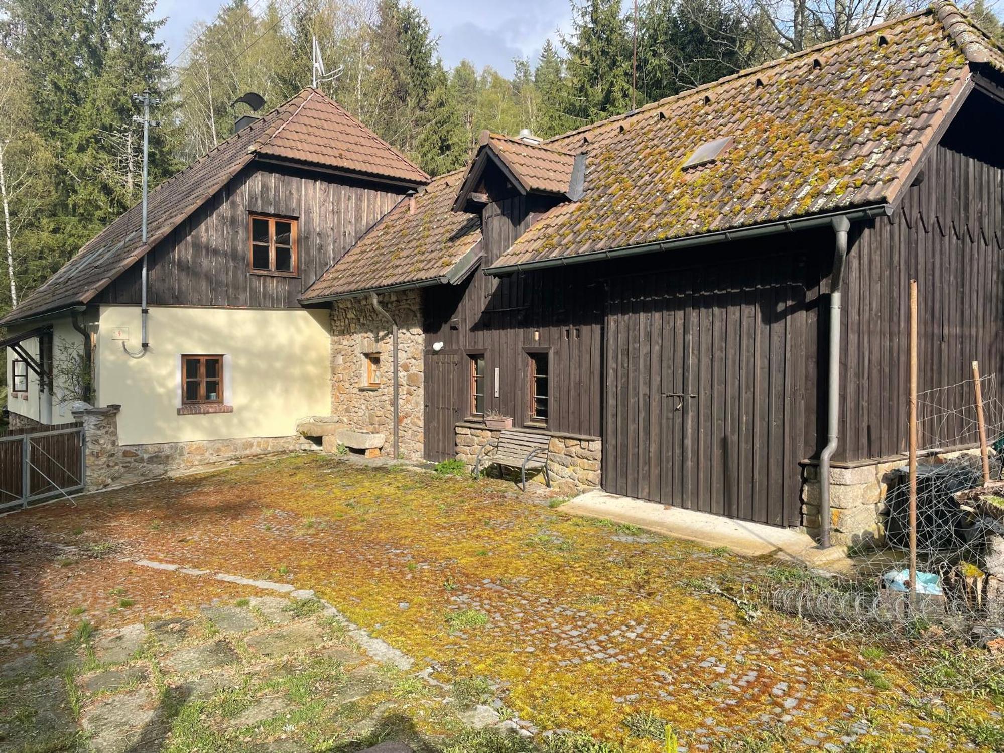 Hajovna U Jezerniho Potoka Holiday home Nova Pec